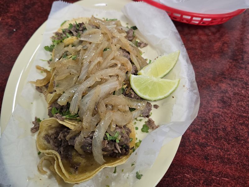 Taqueria El Compallito food