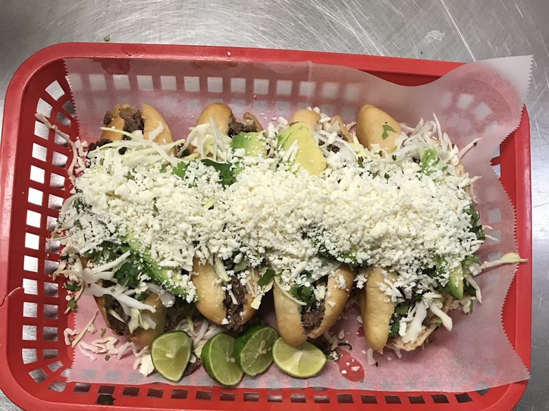Taqueria El Compallito food