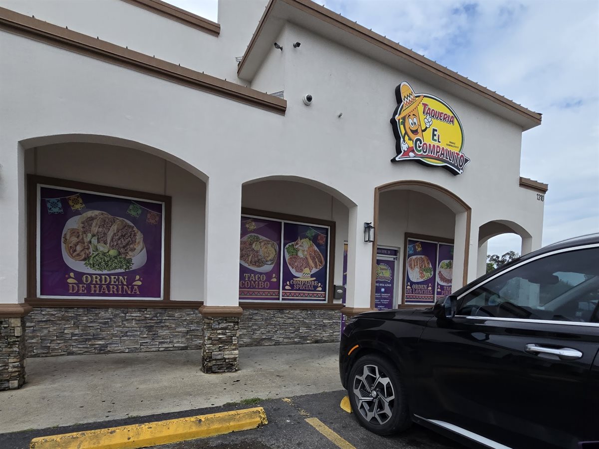 Taqueria El Compallito